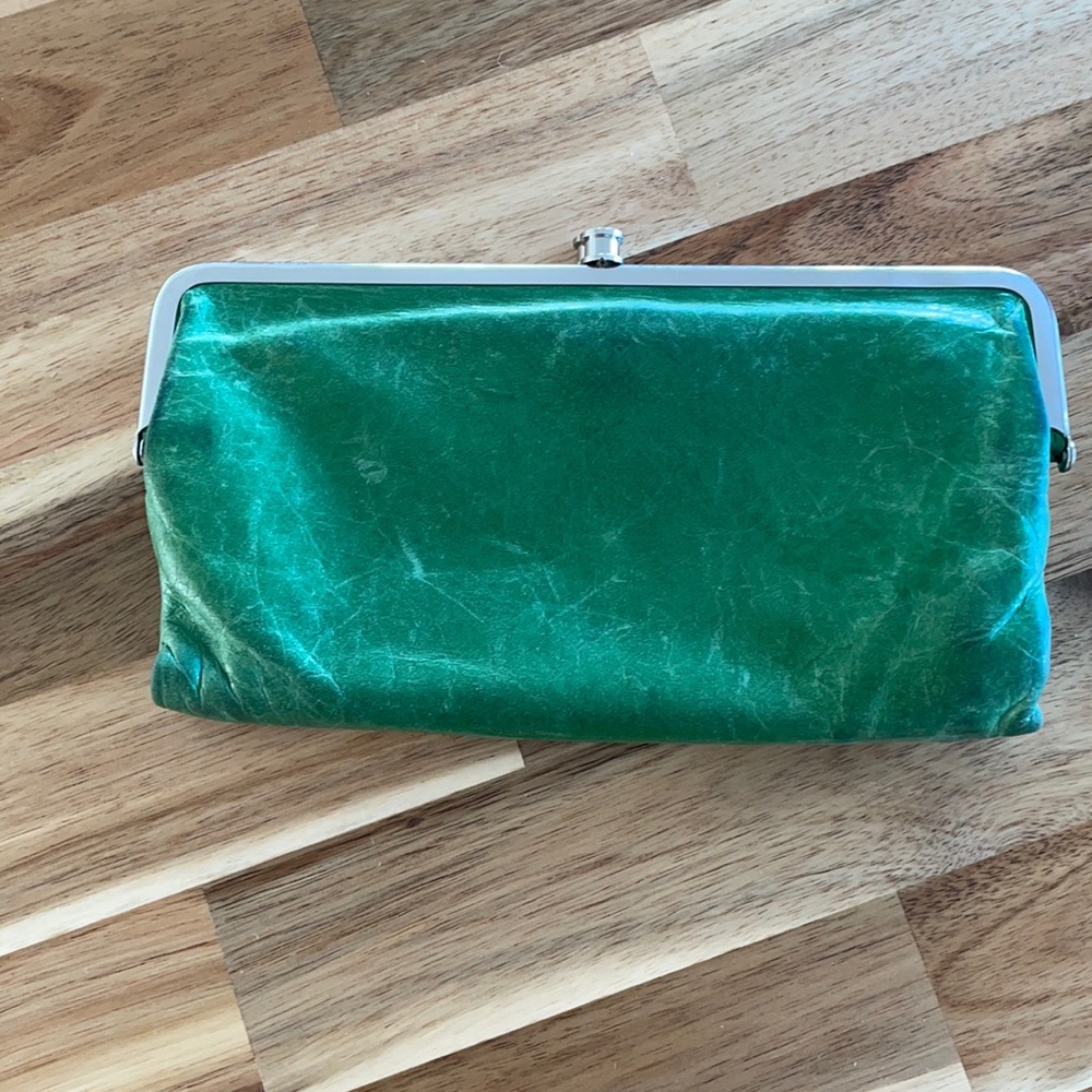 Lauren Hobo